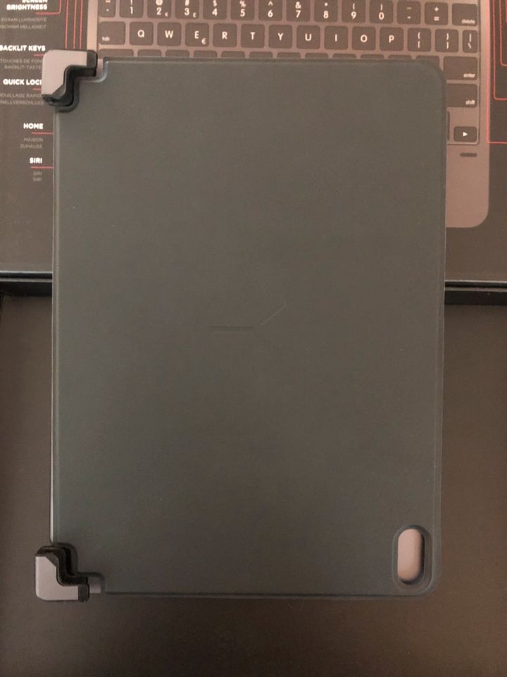 NEU BRYDGE wireless Keyboard für 11-inch iPad pro in München