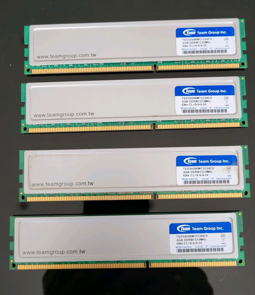 RAM 4x4GB -DDR 3-1333 MHz in Köln