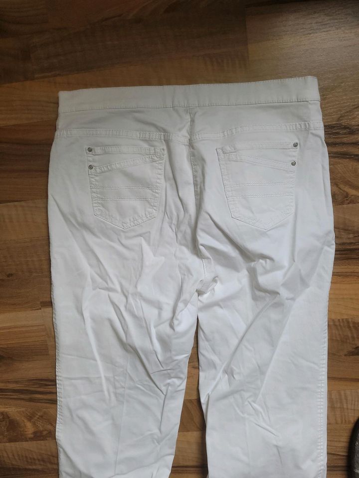 Brax Damen Hose 42 in Gütersloh