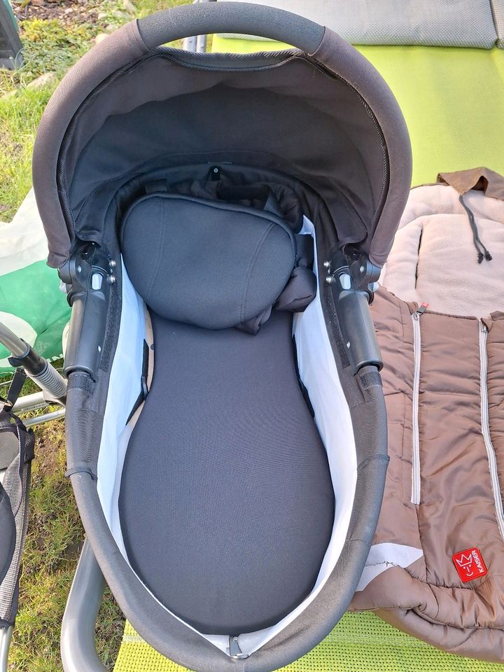 Kinderwagen, Buggy, Babyschale in Leipzig