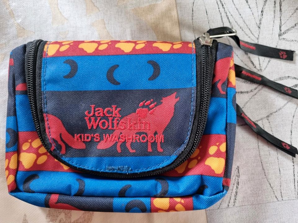 Jack wolfskin hotsell kids washroom