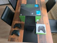 Microsoft Xbox Series X mit 2 Controller Neuwertig Nordrhein-Westfalen - Neukirchen-Vluyn Vorschau