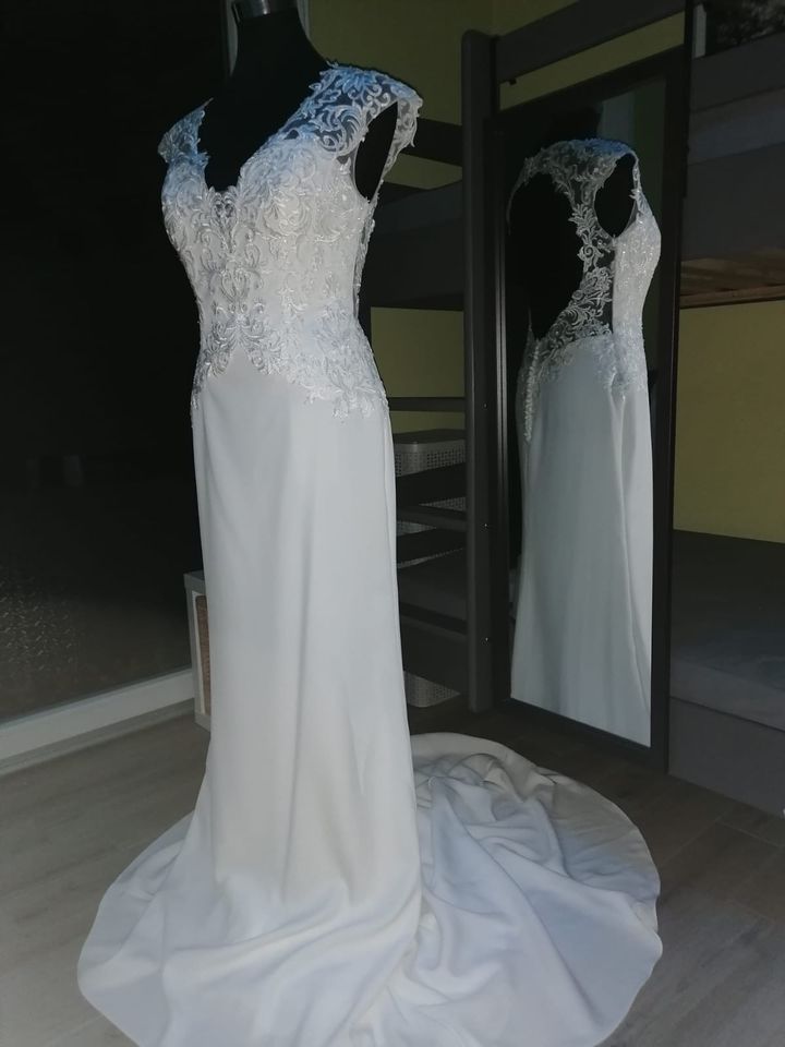 Brautkleider / Hochzeitskleider, verschiedene, M / L, 40 in Dresden