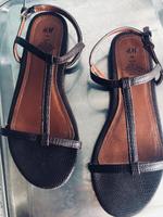 Fast neue Sandalen braun H&M Gr. 38 Hessen - Bad Homburg Vorschau