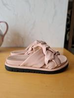 Pantoletten Sandalen Tamaris rose Gr. 38 Niedersachsen - Rodenberg Vorschau