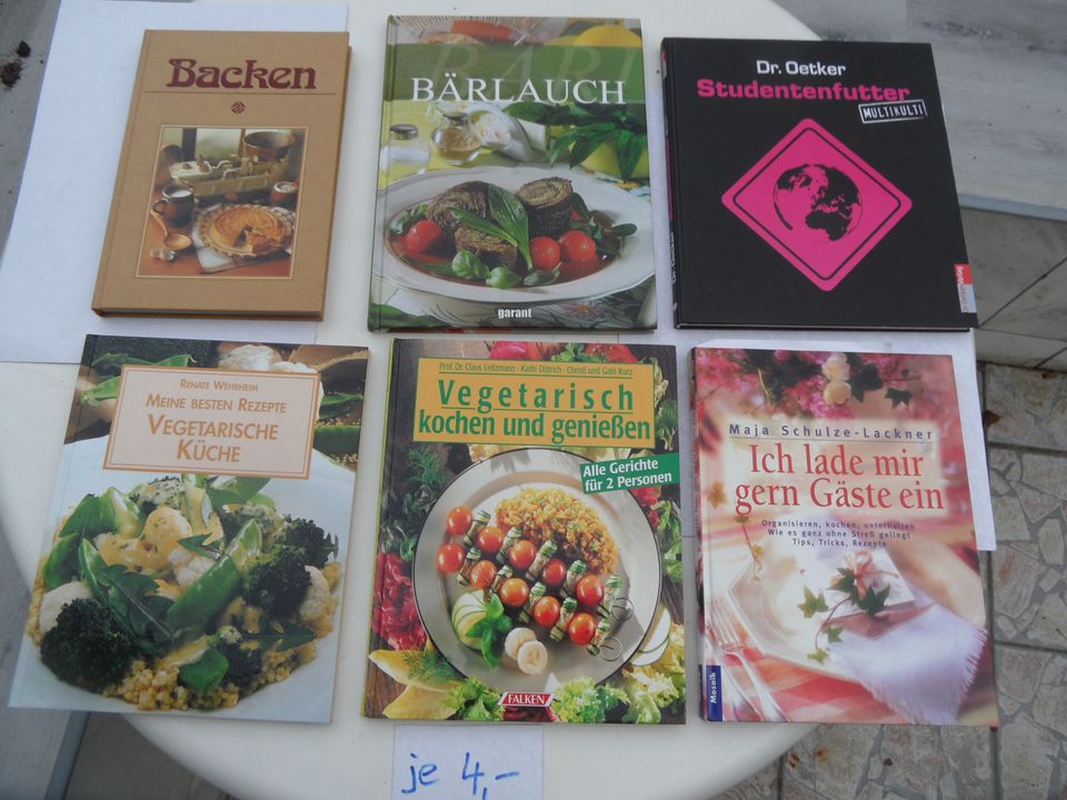 schöne Kochbücher und Backbücher * neuwertig *Dr. Oetker u.a. in Schorndorf