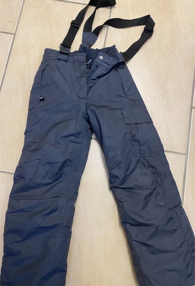 Skihose anthrazit, Gr. 122-128/ getragen/ in Niedersachsen - Bramsche |  eBay Kleinanzeigen ist jetzt Kleinanzeigen