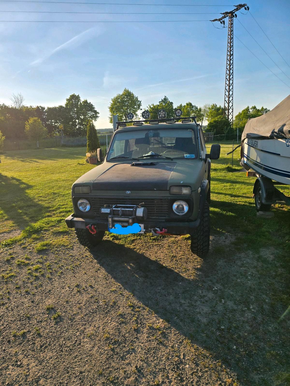 Abbildung des Autos Lada Niva Jagdauto