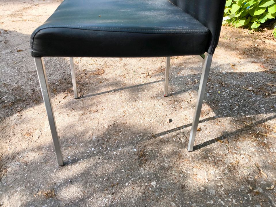 4 Leder Stühle in Nürnberg (Mittelfr)