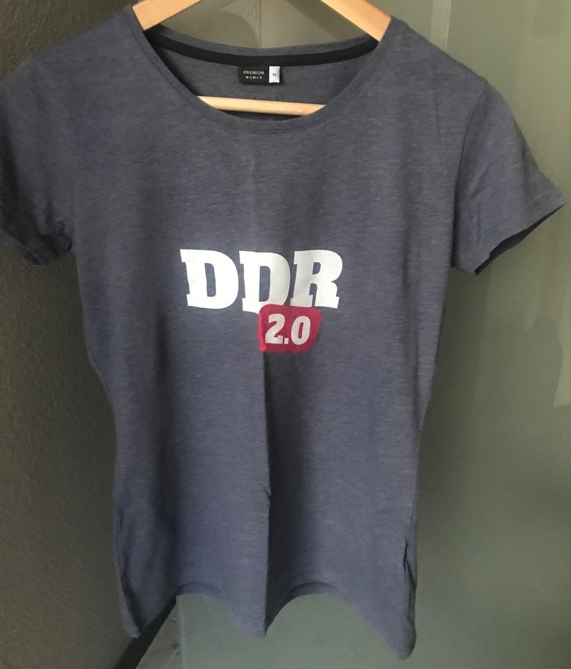 spreadshirt DDR 2.0 T-Shirt Stretch Organic Cotton Gr. S/M! in Gau-Bischofsheim