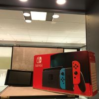 Nintendo Switch Neon Rot/Blau pdddd 31734 Düsseldorf - Friedrichstadt Vorschau