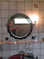 2 Spiegel gebraucht mit Muschelschliffrand Nordrhein-Westfalen - Engelskirchen Vorschau