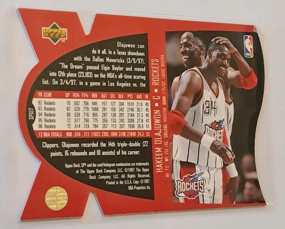 HAKEEM OLAJUWON Houston Rockets SPx 1997 Hologram Card in Bremen