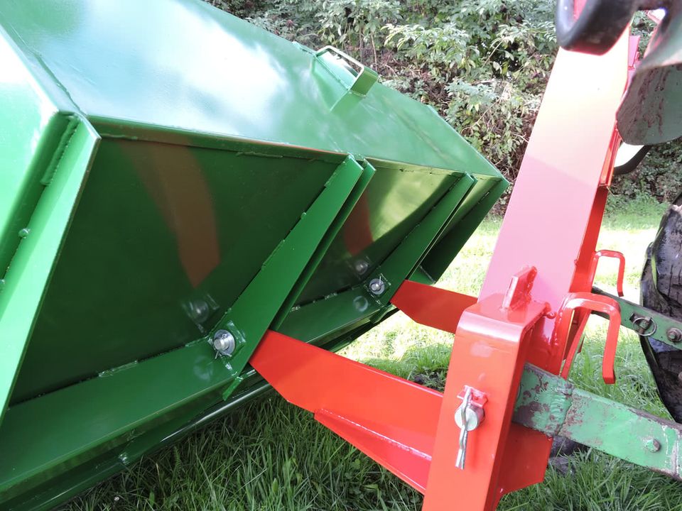 Heckschaufel 180 cm Heckcontainer Heckmulde Allzweckschaufel in Loßburg