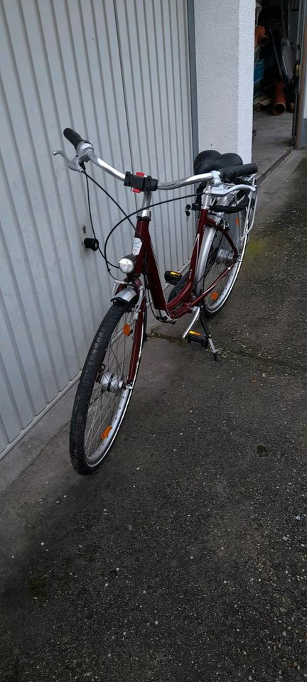 Damen Fahrrad kaum benutzt in Trebur