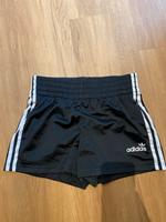 Adidas kurze Hose Mädchen Thüringen - Elsterberg Vorschau