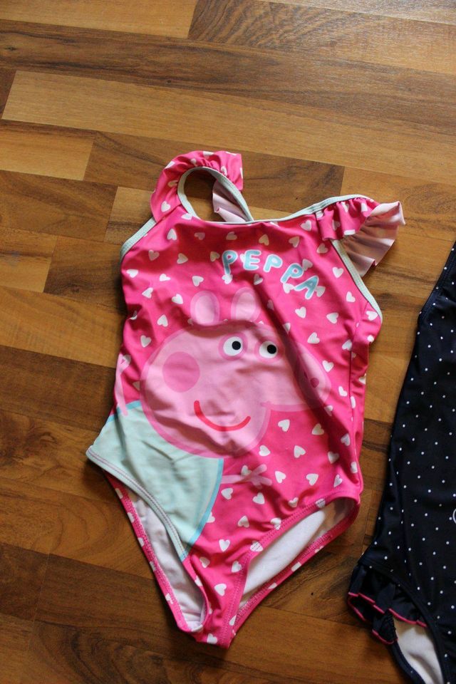 Badeanzug, Bikini Badehose 110/116 Peppa Pig in Nauen