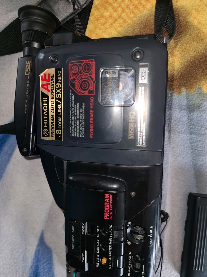 Hitachi Video Camcorder VHS C in Hamm