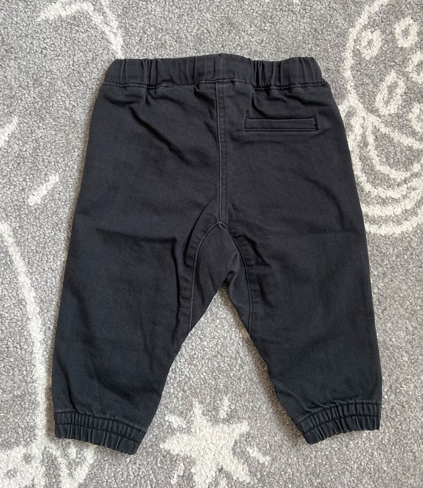 ⭐️ 5 Hosen Gr. 74 von Zara H&M ⭐️ wie neu ⭐️ in Freigericht