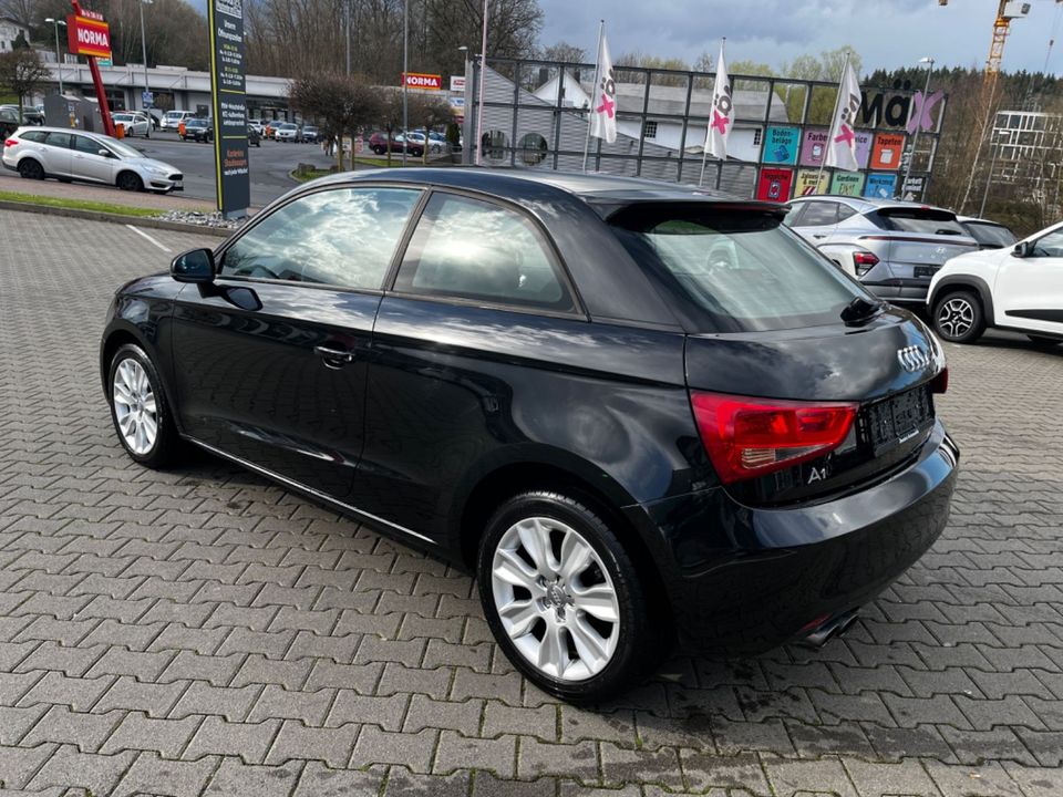 Audi A1 ambition*Xenon+Navi+1Hand* in Wirges  