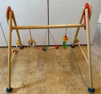 Spielbogen Baby aus Holz mit Figuren und Ringen Bayern - Freising Vorschau