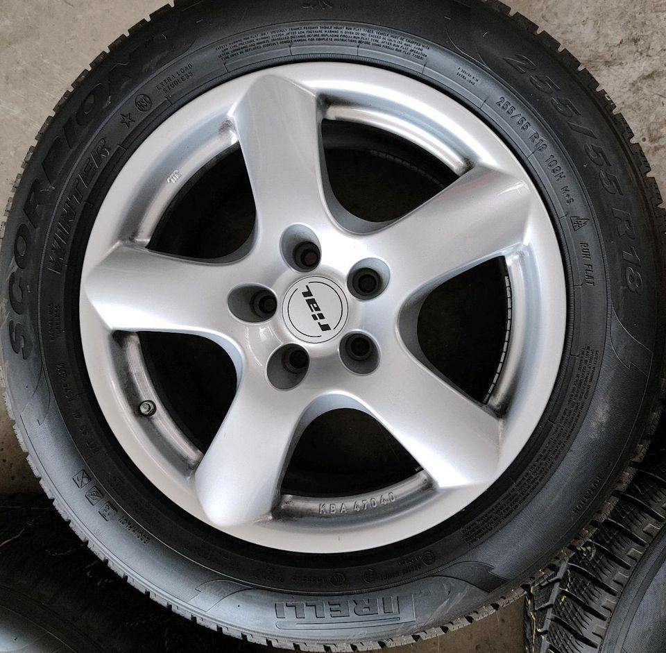 18" BMW X5 Radsatz Winterreifen 225/55R18 Rial 8,5x18 5/120 ET45 in Hilden