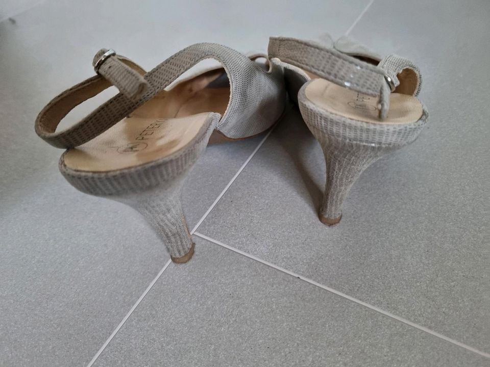 Peter Kaiser Sling Pumps grau Gr. 38,5 (5,5) in Rabenau