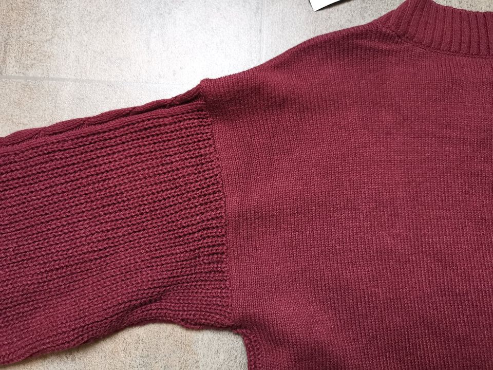 Hollister rotes Strickkleid Größe XS neu in Solingen