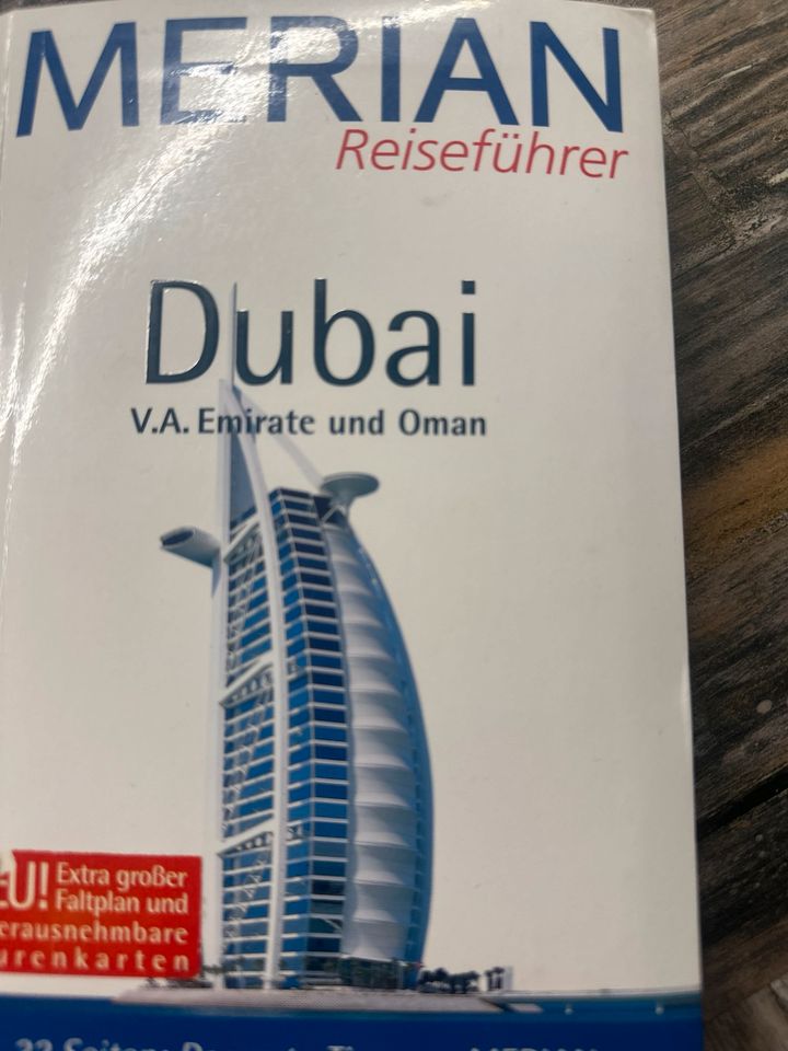 Merian Reiseführer Dubai Emirate und Oman 294Seiten in Dresden