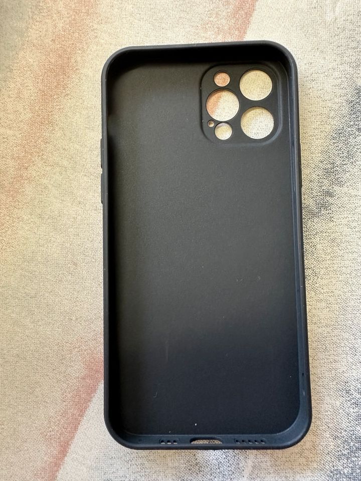 Schwarze Handyhülle „What if“ iPhone 12 Pro Neu in Wadgassen