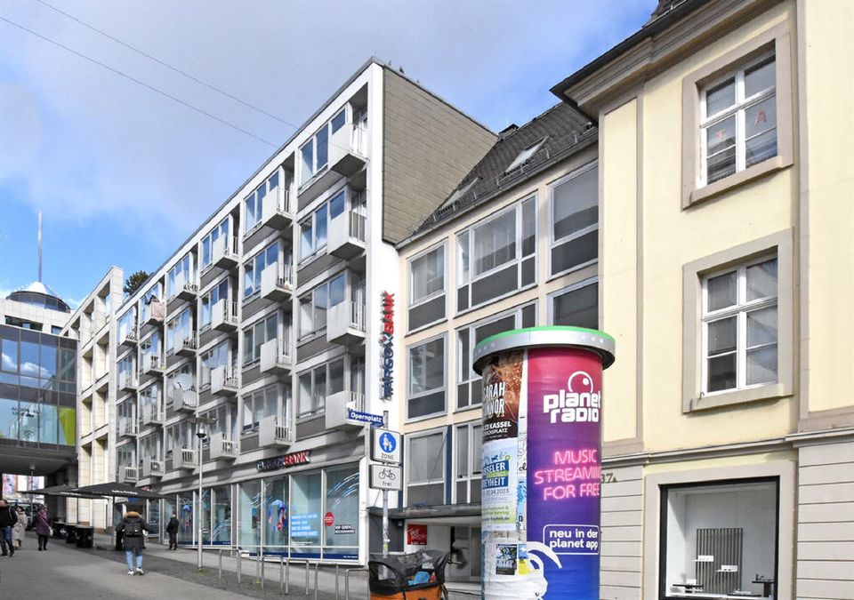 Ideal für Wohngemeinschaft: 3-Zimmer-Wohnung mitten in der Kasseler City am Spohrplatz in Kassel