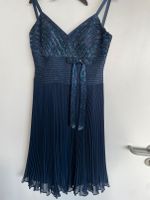 Exklusives Swing Kleid - Größe 38 - Blau mit Muster - top Zustand Berlin - Mitte Vorschau