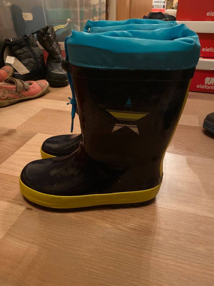 Gummistiefel Gr 29 neu in Nordrhein-Westfalen - Enger | Gebrauchte  Kinderschuhe Größe 29 kaufen | eBay Kleinanzeigen ist jetzt Kleinanzeigen