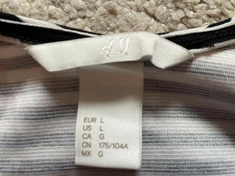 Süßes Kleid H&M Größe L schwarz - weiß. € 4,5 in Alfeld (Leine)