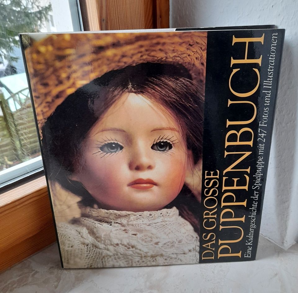 Puppenbücher in Essen-Margarethenhöhe