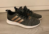 Adidas Turnschuhe Gr. 36,5 Sachsen-Anhalt - Halle Vorschau