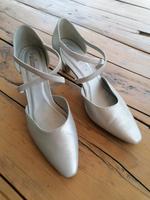 Living Updated Pumps /Abendschuhe in Gr. 40 Nordrhein-Westfalen - Vreden Vorschau