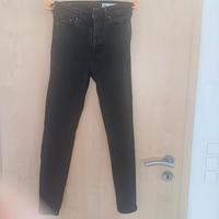 Röhrenjeans Damen Zara Größe 36 Baden-Württemberg - Karlsbad Vorschau