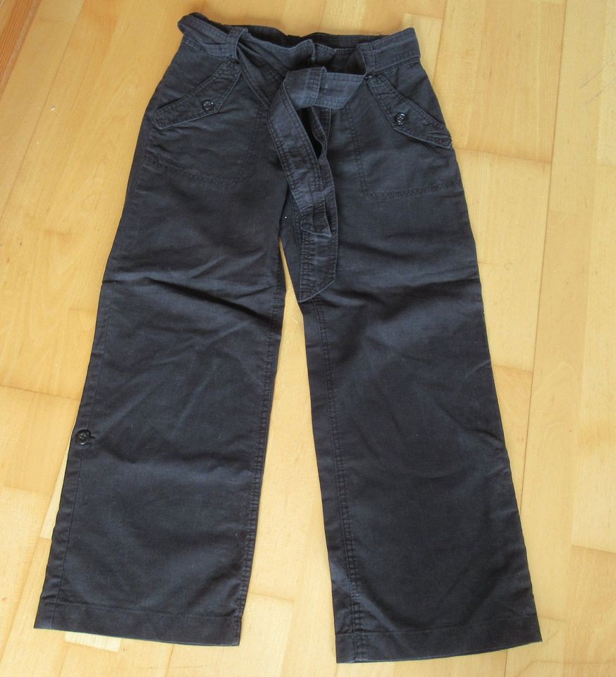 schwarze Leinenbermuda Bermuda H&M Gr 36 krempelbar in Neubiberg