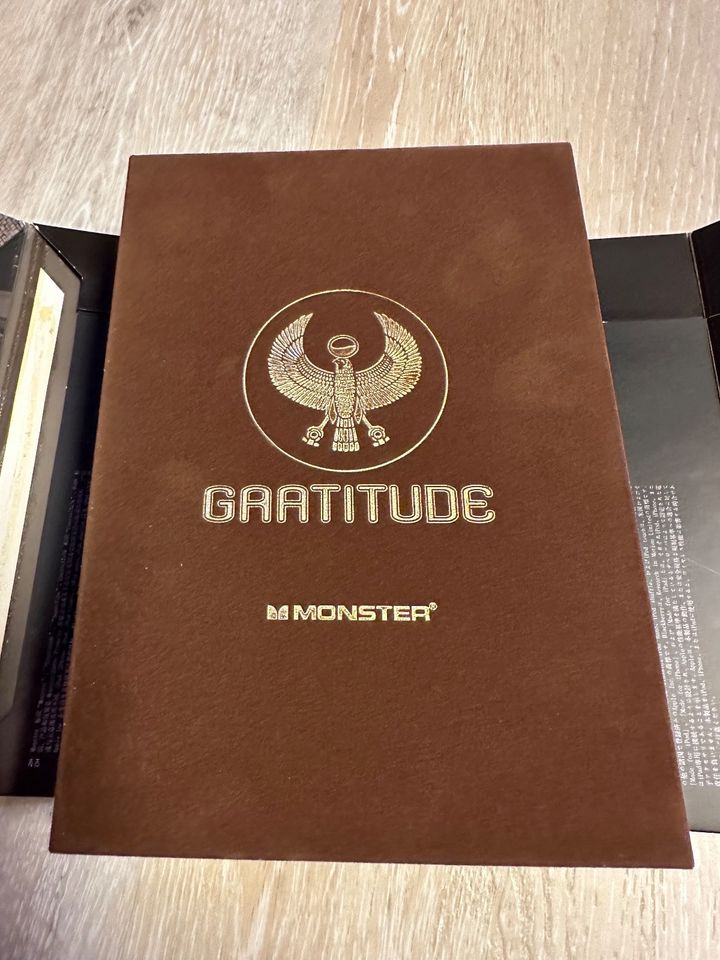 Monster Gratitude Kopfhörer (Ltd. Edition Earth, Wind & Fire) in Berlin