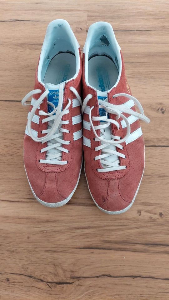 Adidas Gazelle og 47 1/3 in Rot in Kerpen