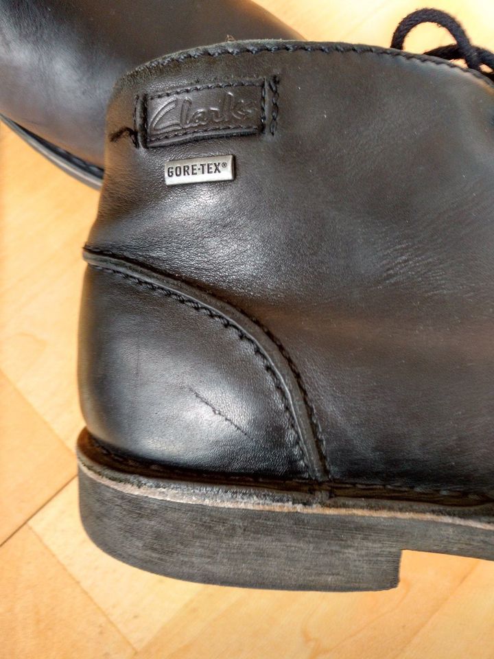 Clarks Herren Schnürboots Größe 8,5 / 42 Goretex in Gau-Algesheim