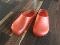 Badeschuhe Gr.31/32 Gartenschuhe Crocs rot top Zustand Bayern - Wörthsee Vorschau