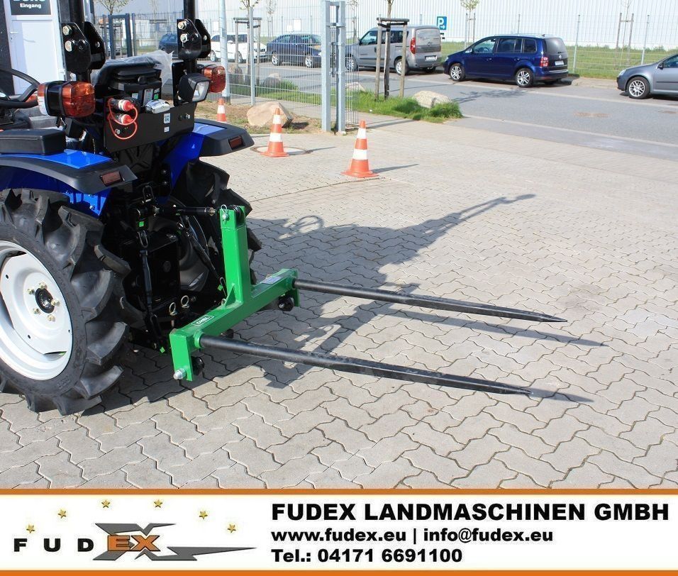 Fudex Heckballenspieß Traktor Kleintraktor Schlepper Zubehör in