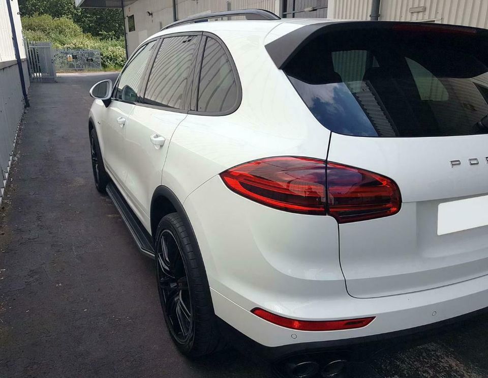 Porsche Cayenne Bj. 10-17 Trittbretter "Raptor" in München