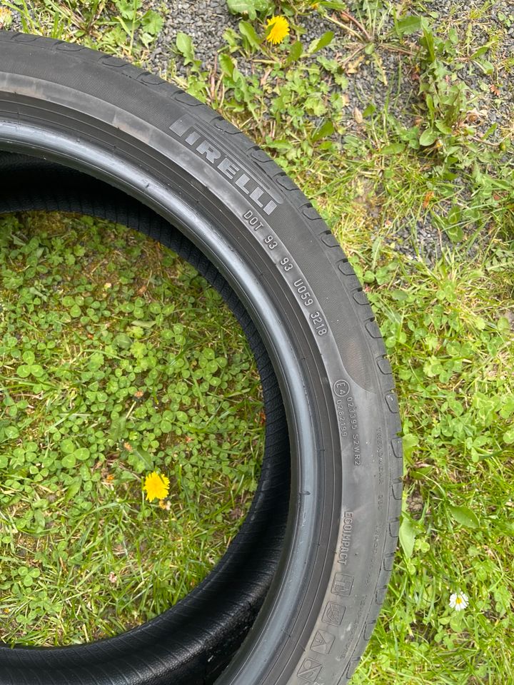 4x Pirelli Reifen 245/40 R19 94w in Pasewalk