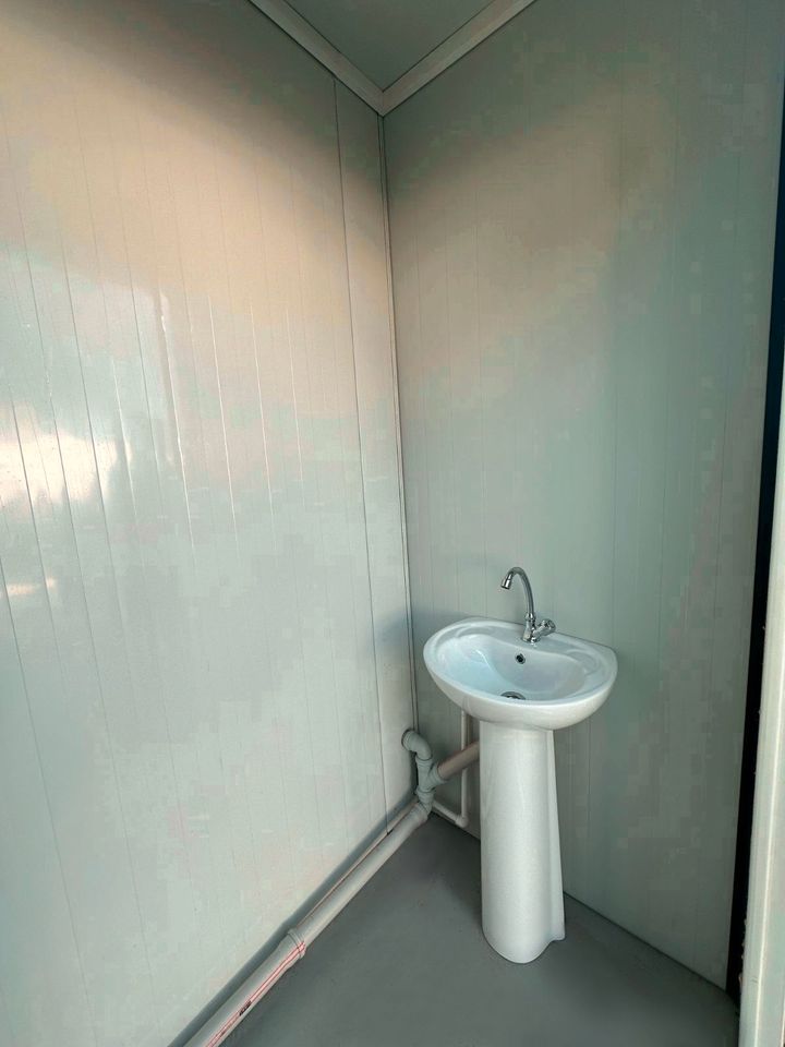 Sanitärcontainer | WC Container | Toilettencontainer | Mobile Sanitäranlage | 2,10m x 2,40m in Nürnberg (Mittelfr)