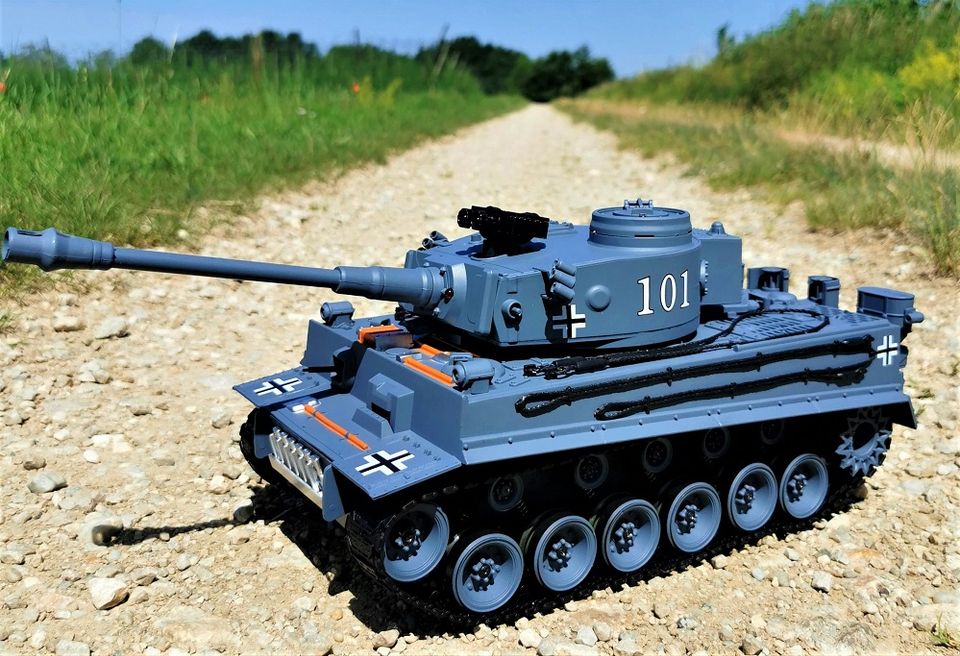 RC 2,4 Ghz Panzer TIGER Ferngesteuerter Kampfpanzer mit Schussfu. in Rottenburg a.d.Laaber