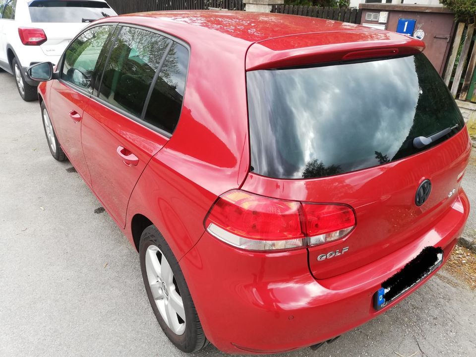 VW GOLF 6  2.0TDI 140PS in München