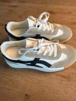 Damen Sneaker  Größe 37 Baden-Württemberg - Friedrichshafen Vorschau